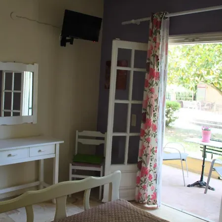 Savvas Apartamento *