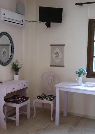 Savvas Apartamento *