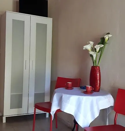 Savvas Apartamento *