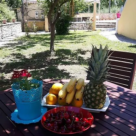 Διαμέρισμα Savvas *